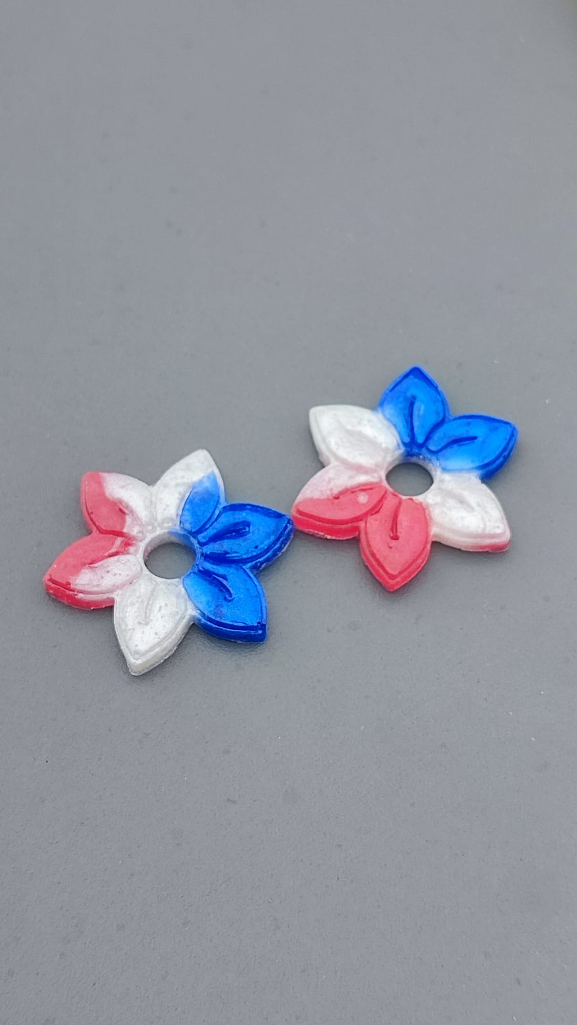 Pampille Jolie Fleur AVEC anneaux COUPE DU MONDE